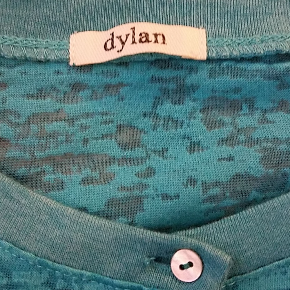 NWTS DYLAN CASUAL TOP. SIZE SMALL - Picture 2 of 7